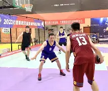 难解难分的战役即将上演，球员竞技精神高涨的简单介绍